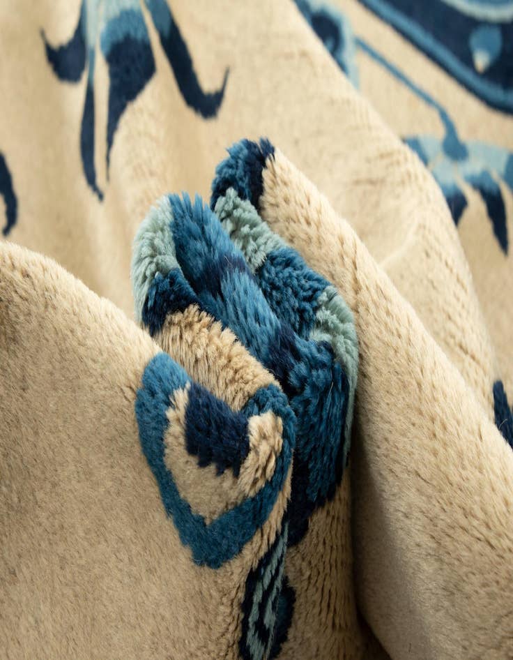 Detail image of  8' 11 x 11' 7  Hand Knotted China Rug