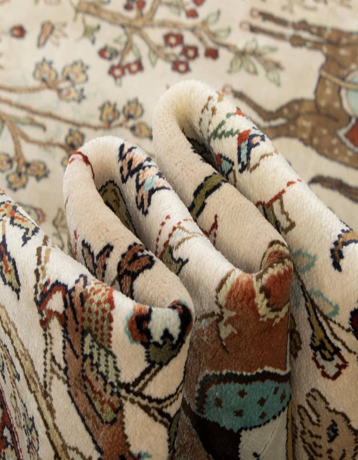 Detail image of 5' 7 x 8' 1 China Silk Rug