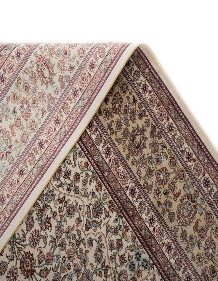 Detail image of  6' 8 x 9' 11 China Silk Rug