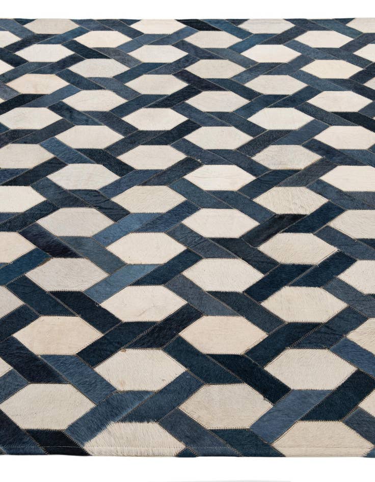 Detail image of  5' x 7' 11 Cowhide - Patchwork Rug