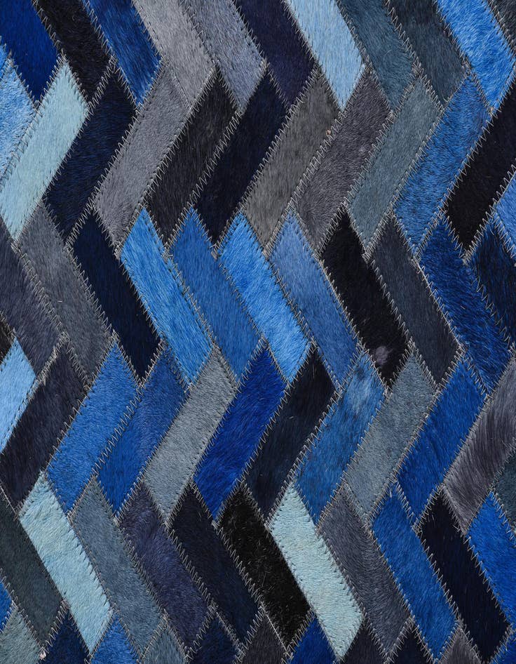 Detail image of  5' 1 x 8' Cowhide Rug