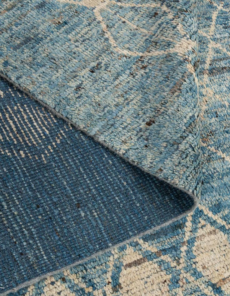 Detail image of  6' 4 x 9' 10  Hand Knotted Darya Wool Rug