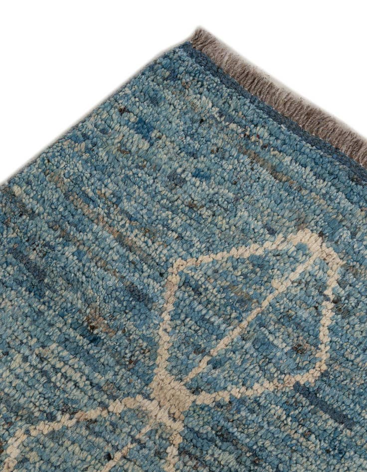 Detail image of  6' 4 x 9' 10  Hand Knotted Darya Wool Rug