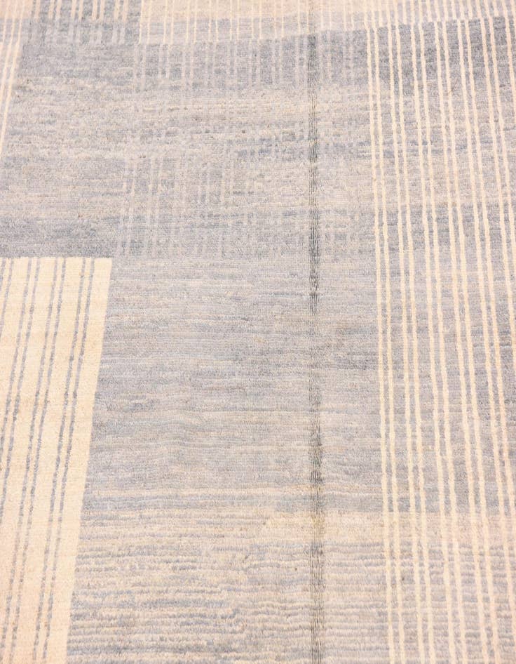 Detail image of  5' 9 x 7' 9  Hand Knotted Darya Wool Rug