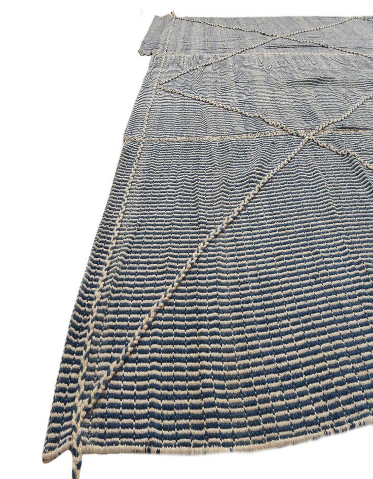 Detail image of  9' 9 x 14' 5  Hand Knotted Darya Wool Rug