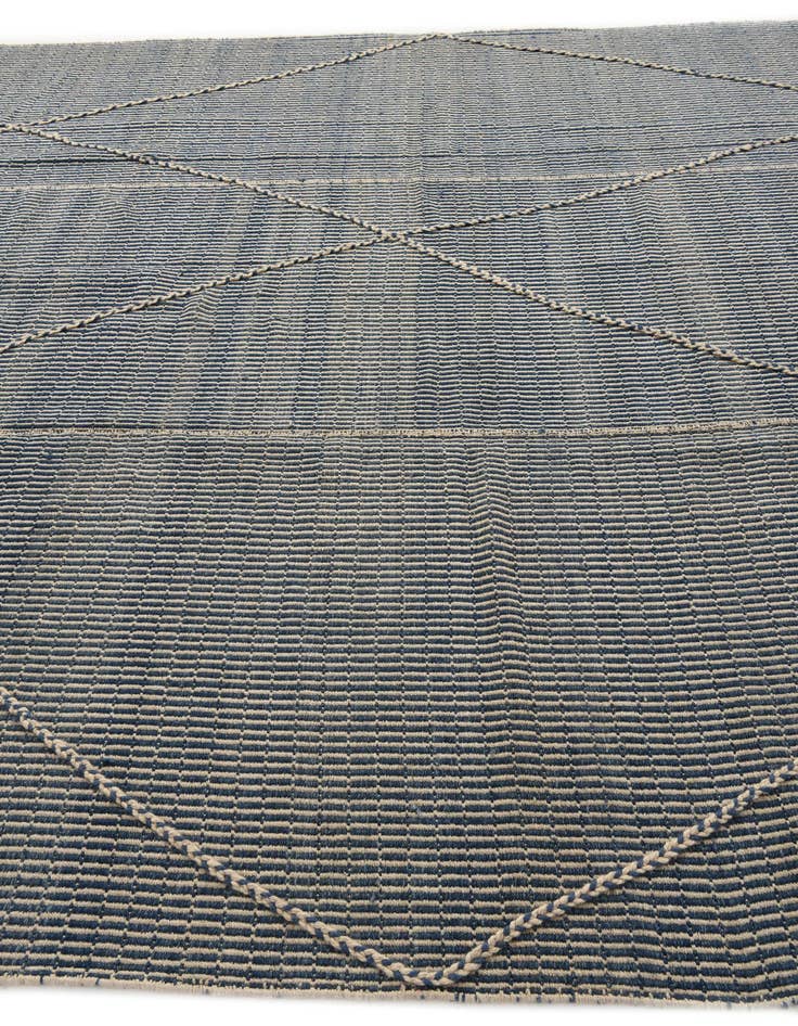 Detail image of  9' 9 x 14' 5  Hand Knotted Darya Wool Rug