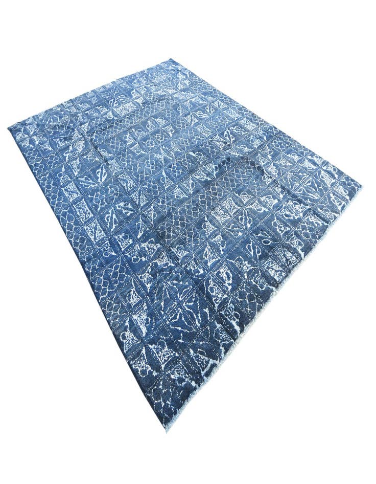 Detail image of  8' x 10'  Hand Knotted Darya Rug