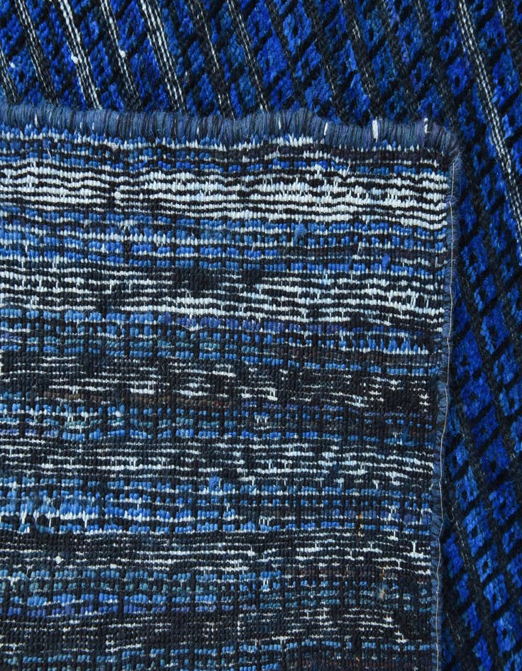 Detail image of  5' 4 x 8'  Hand Knotted Darya Wool Rug