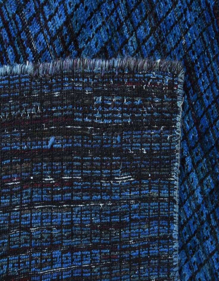 Detail image of  6' 5 x 9' 9  Hand Knotted Darya Wool Rug