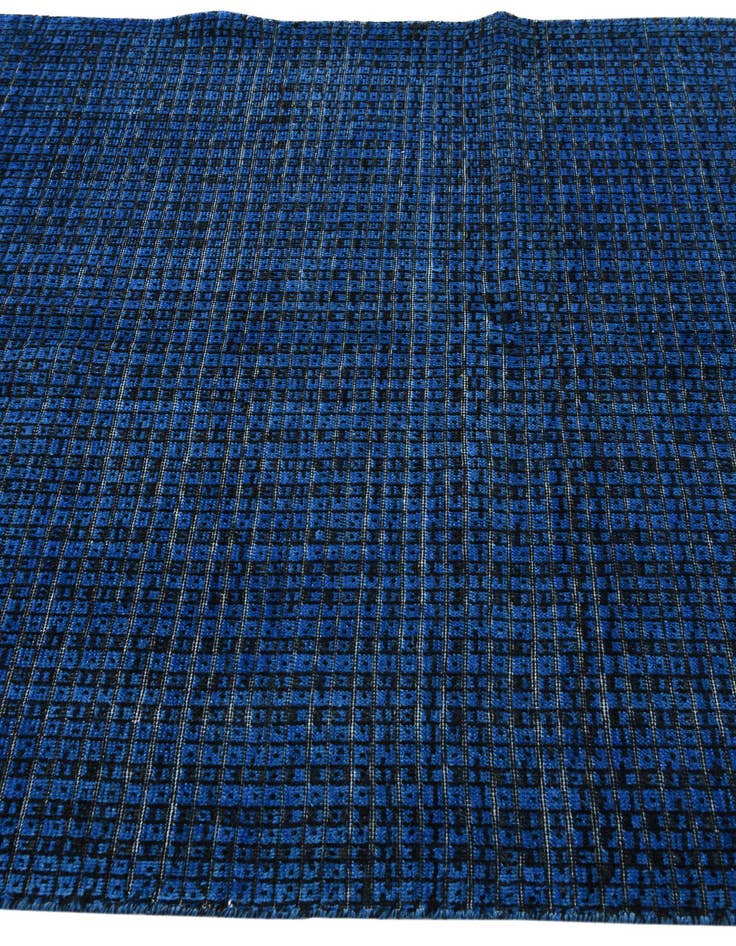 Detail image of  5' x 6' 4  Hand Knotted Darya Wool Rug