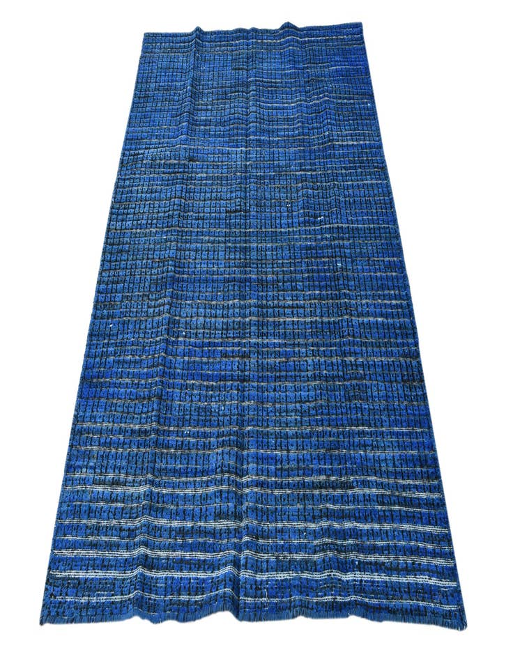 Detail image of  3' 9 x 5' 11  Hand Knotted Darya Wool Rug