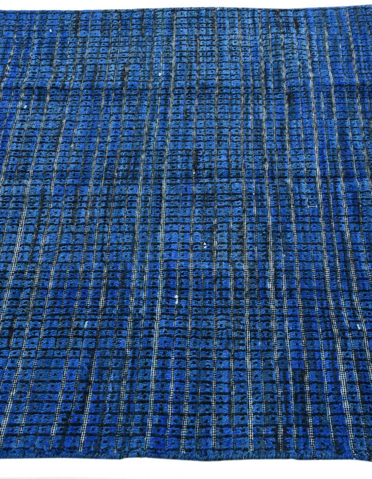 Detail image of  3' 9 x 5' 11  Hand Knotted Darya Wool Rug