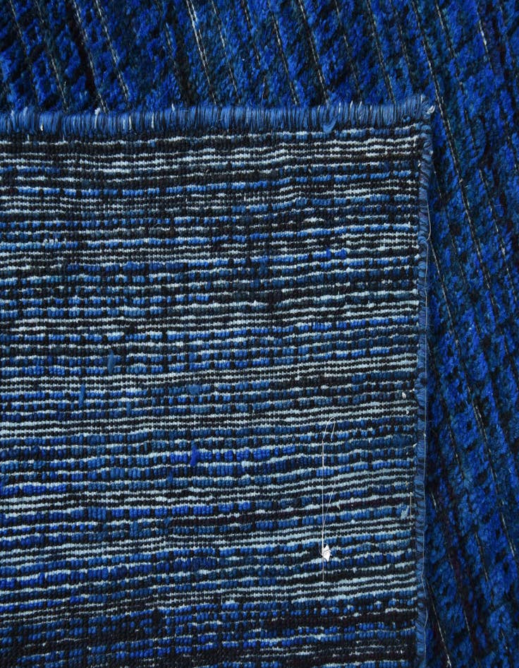 Detail image of  4' 11 x 7' 3  Hand Knotted Darya Wool Rug