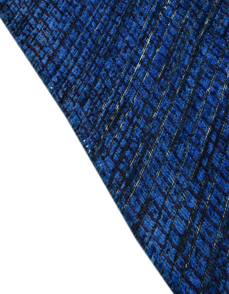 Detail image of  5' 5 x 7' 6  Hand Knotted Darya Wool Rug