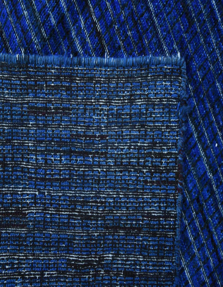 Detail image of  6' 2 x 9' 11  Hand Knotted Darya Wool Rug