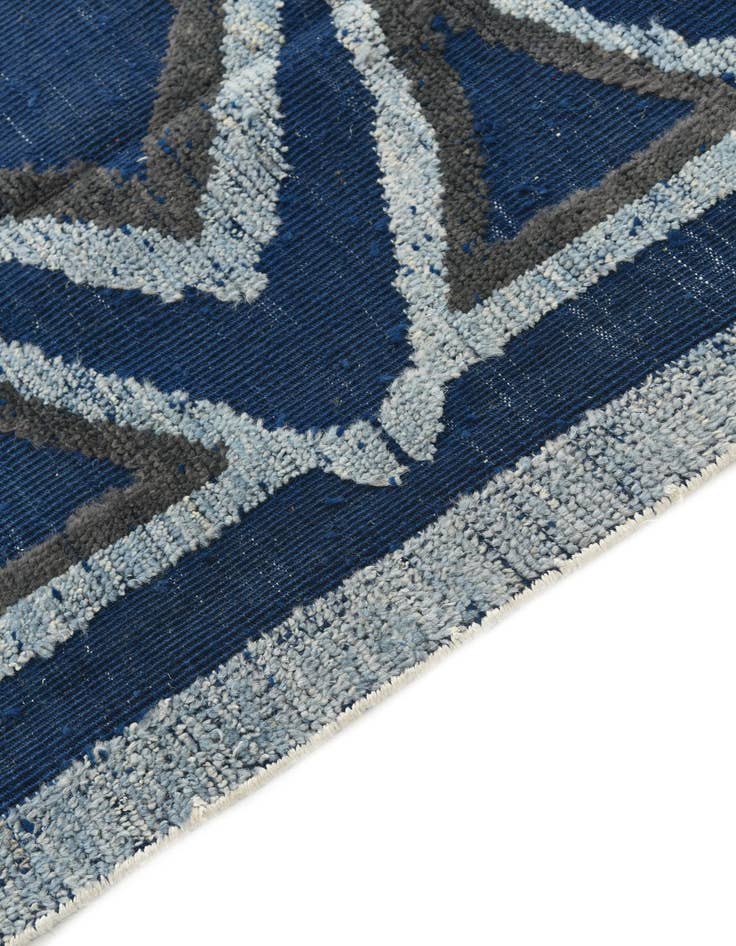 Detail image of  7' 9 x 10' 10  Hand Knotted Darya Wool Rug