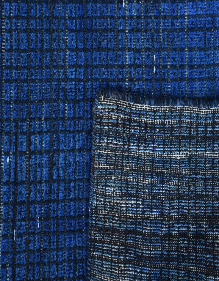 Detail image of  4' 1 x 5' 9  Hand Knotted Darya Wool Rug