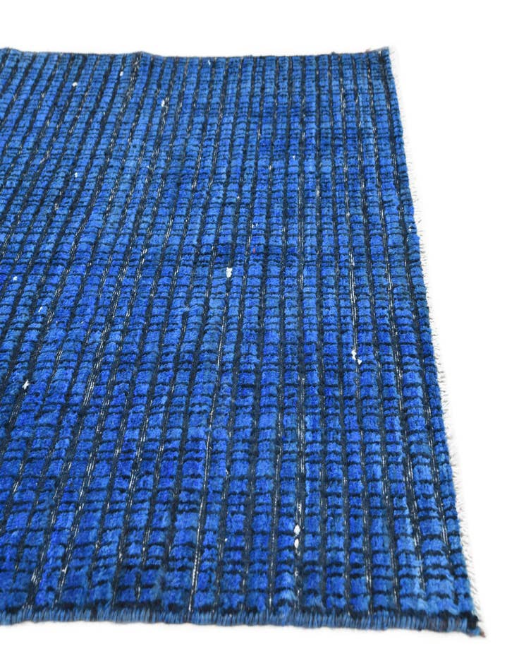 Detail image of  3' 9 x 5' 10  Hand Knotted Darya Wool Rug