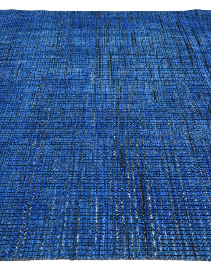 Detail image of  7' 8 x 10'  Hand Knotted Darya Wool Rug