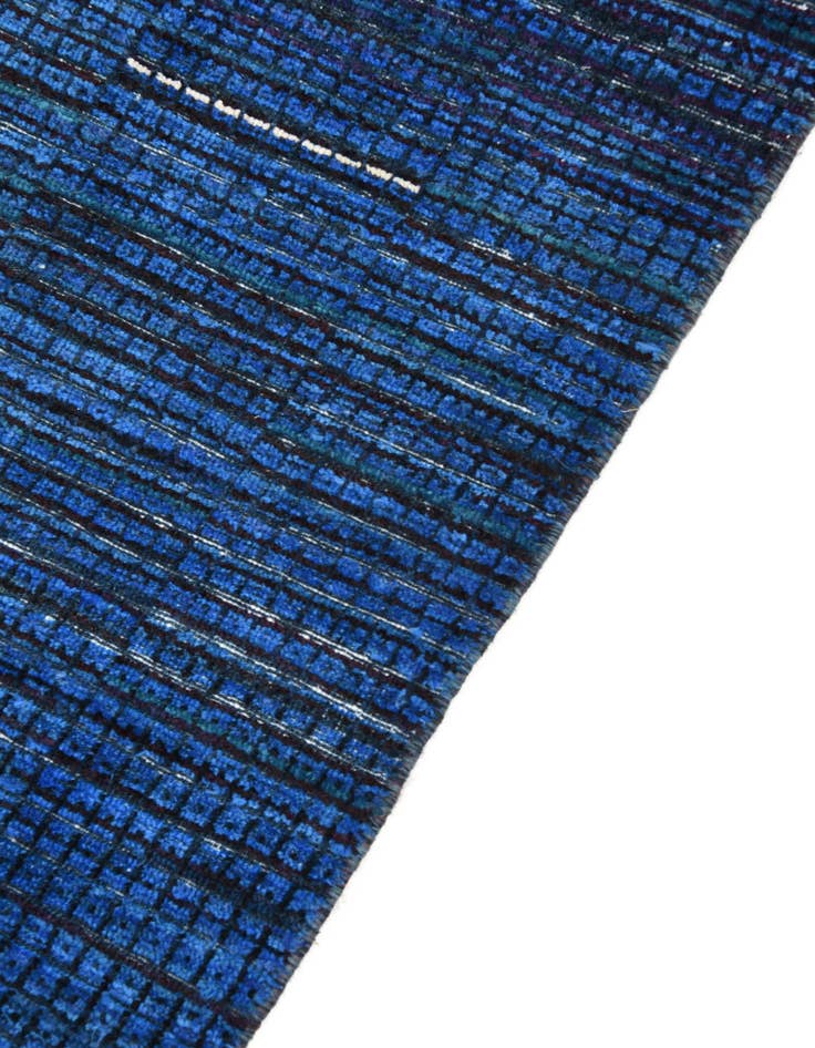 Detail image of  7' 9 x 10' 5  Hand Knotted Darya Wool Rug