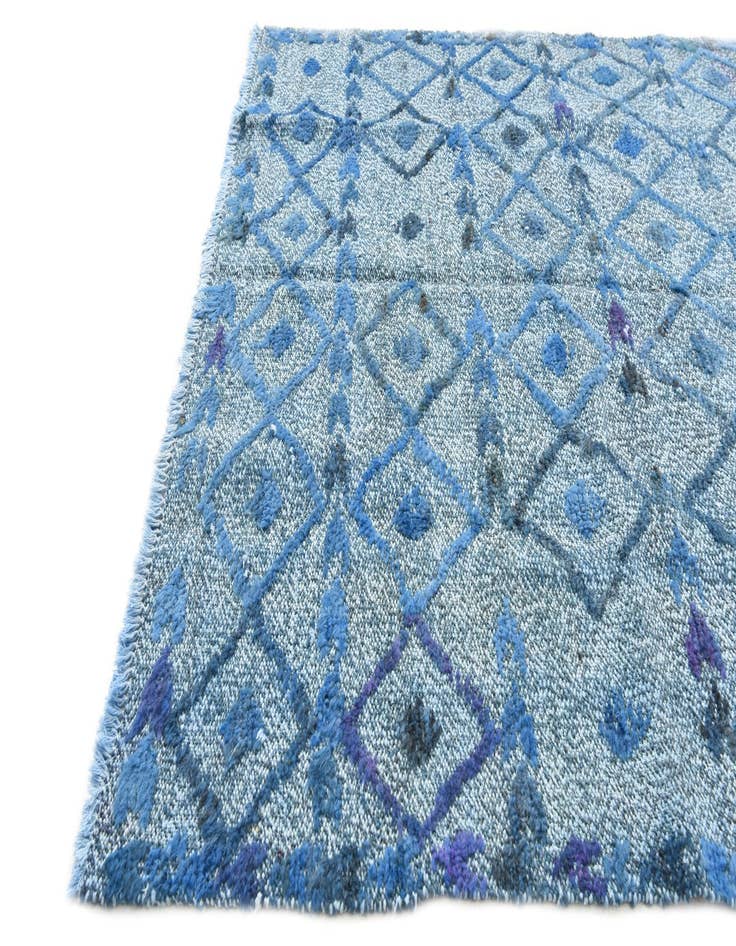 Detail image of  3' 9 x 6'  Hand Knotted Darya Wool Rug