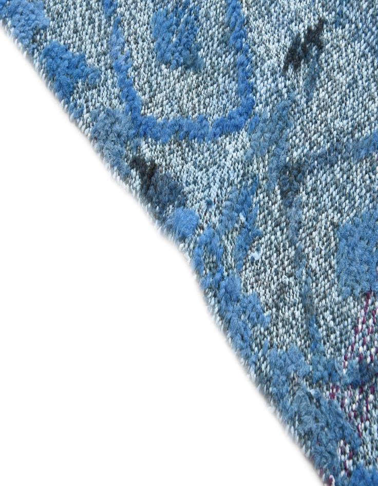 Detail image of  3' 9 x 6'  Hand Knotted Darya Wool Rug