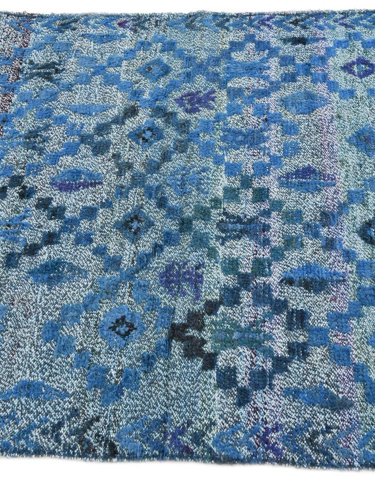 Detail image of  3' 11 x 5' 10  Hand Knotted Darya Wool Rug