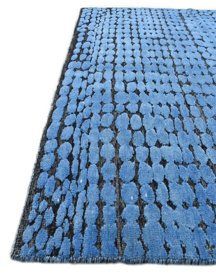 Detail image of  5' 5 x 8' 6  Hand Knotted Darya Wool Rug