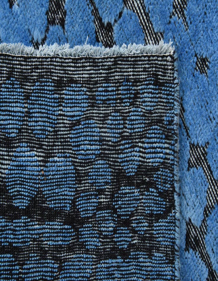 Detail image of  5' 5 x 8' 6  Hand Knotted Darya Wool Rug