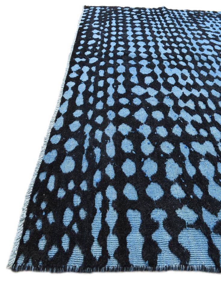 Detail image of  6' 7 x 10'  Hand Knotted Darya Wool Rug