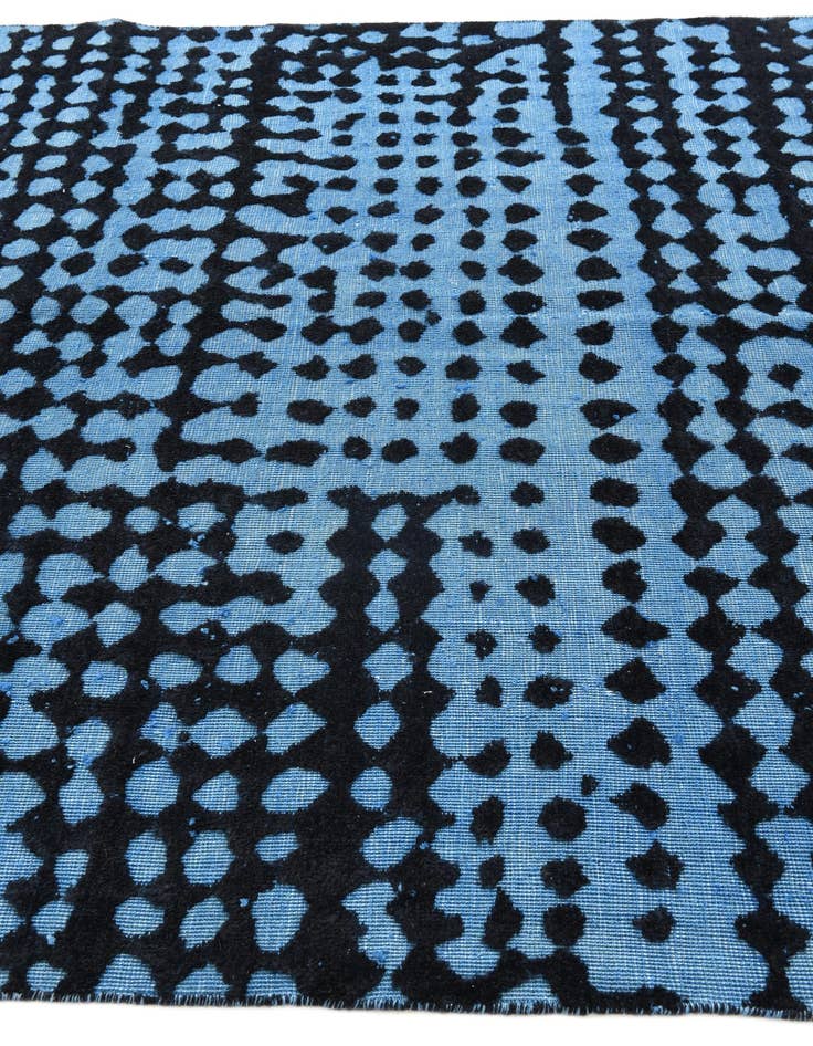 Detail image of  6' 7 x 10'  Hand Knotted Darya Wool Rug