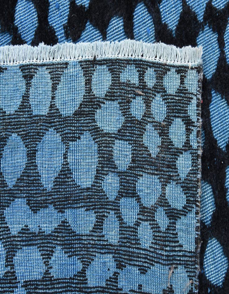 Detail image of  6' 7 x 10'  Hand Knotted Darya Wool Rug