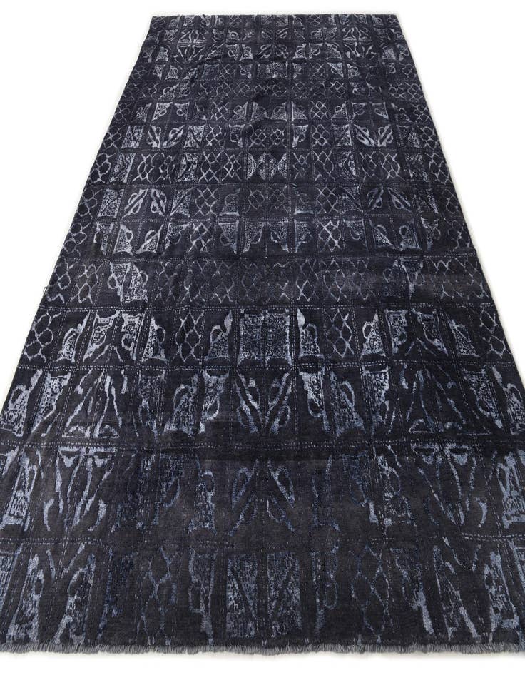 Detail image of  8' 8 x 12'  Hand Knotted Darya Wool Rug