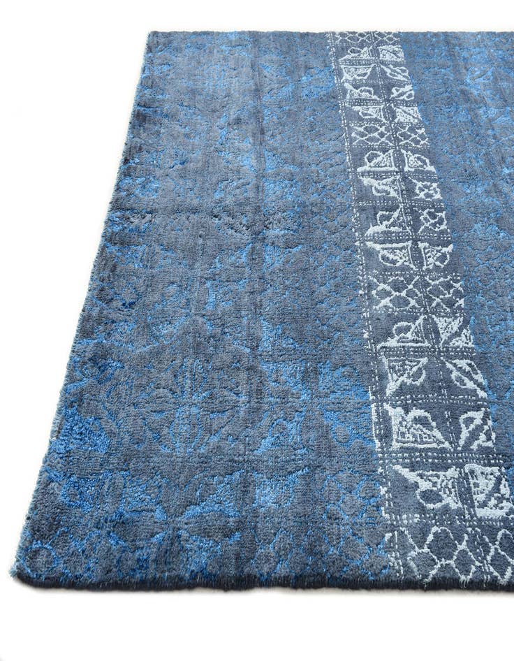 Detail image of  6' x 9'  Hand Knotted Darya Rug