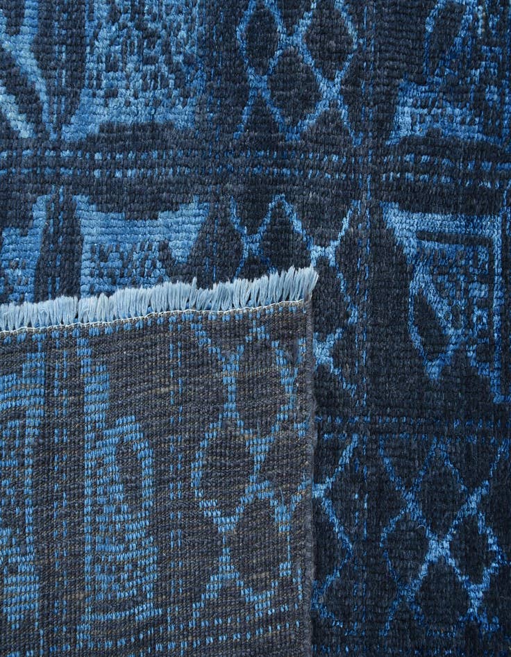 Detail image of  8' x 10'  Hand Knotted Darya Rug