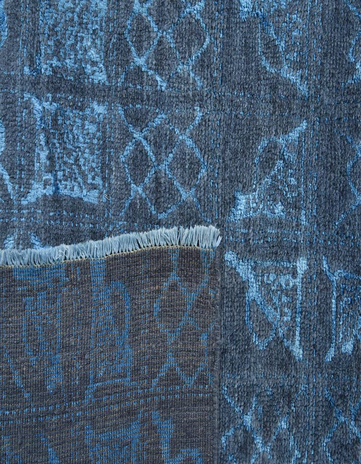 Detail image of  8' x 10'  Hand Knotted Darya Rug