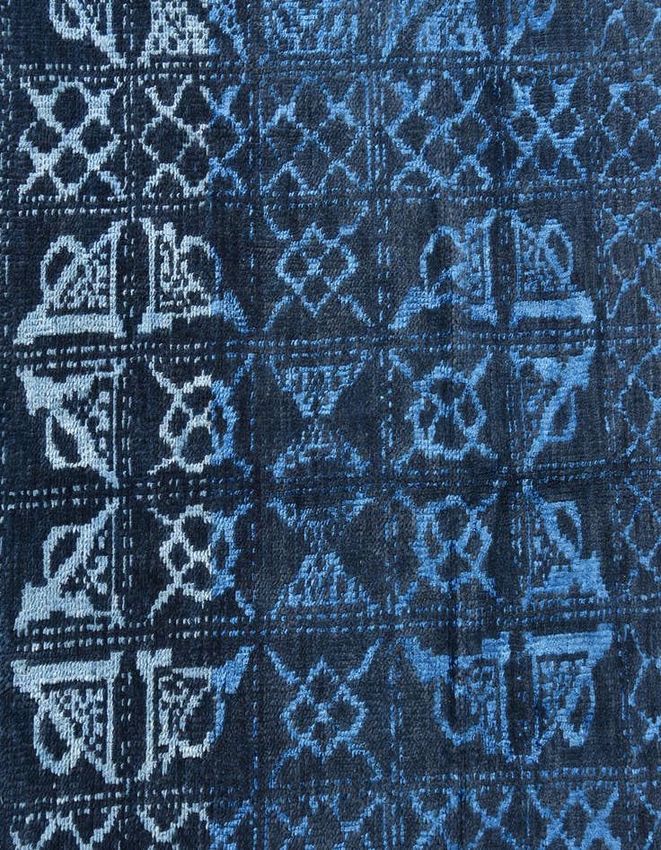 Detail image of  6' x 9' 2  Hand Knotted Darya Rug