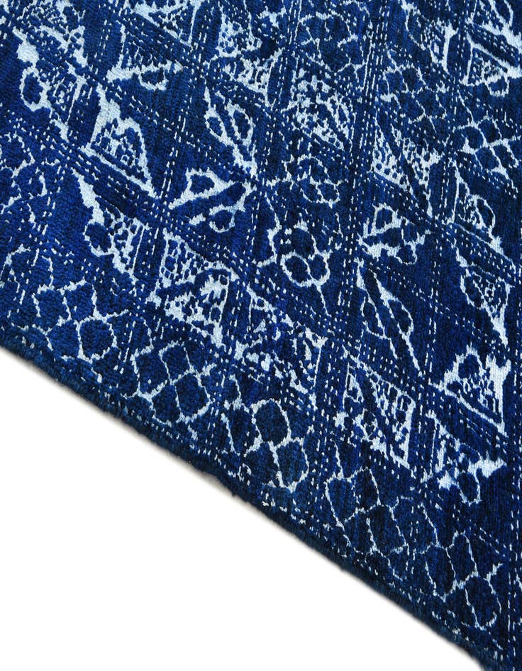 Detail image of  6' x 9' 3  Hand Knotted Darya Rug