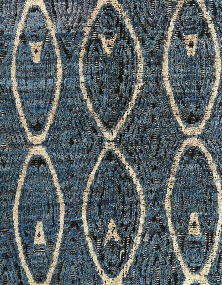 Detail image of  5' 7 x 7' 6  Hand Knotted Darya Wool Rug