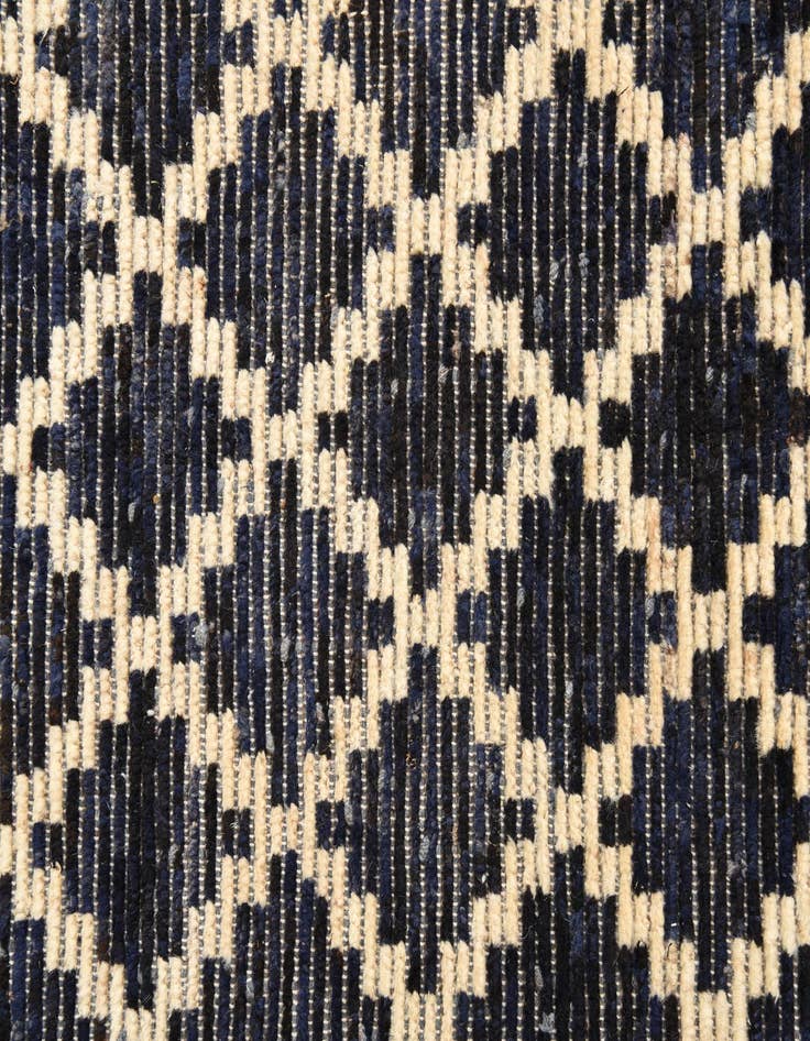 Detail image of  5' 10 x 9' 7  Hand Knotted Darya Wool Rug