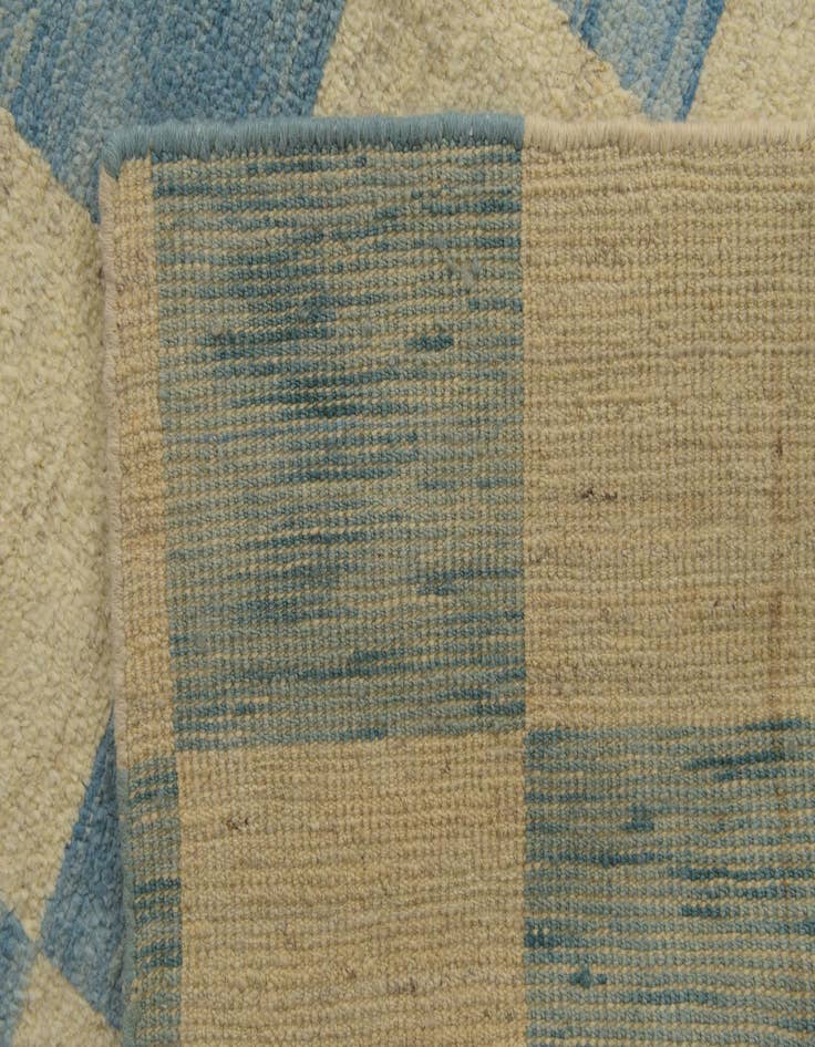 Detail image of  6' 9 x 10'  Hand Knotted Darya Wool Rug