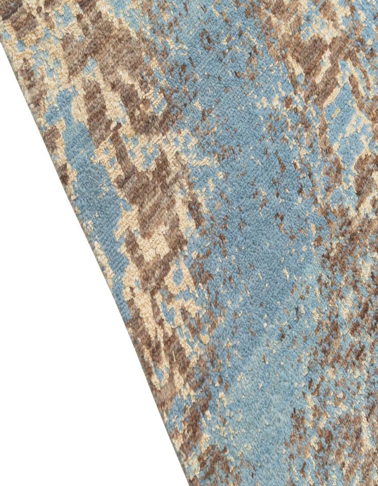 Detail image of  6' 1 x 9' 4  Hand Knotted Darya Rug