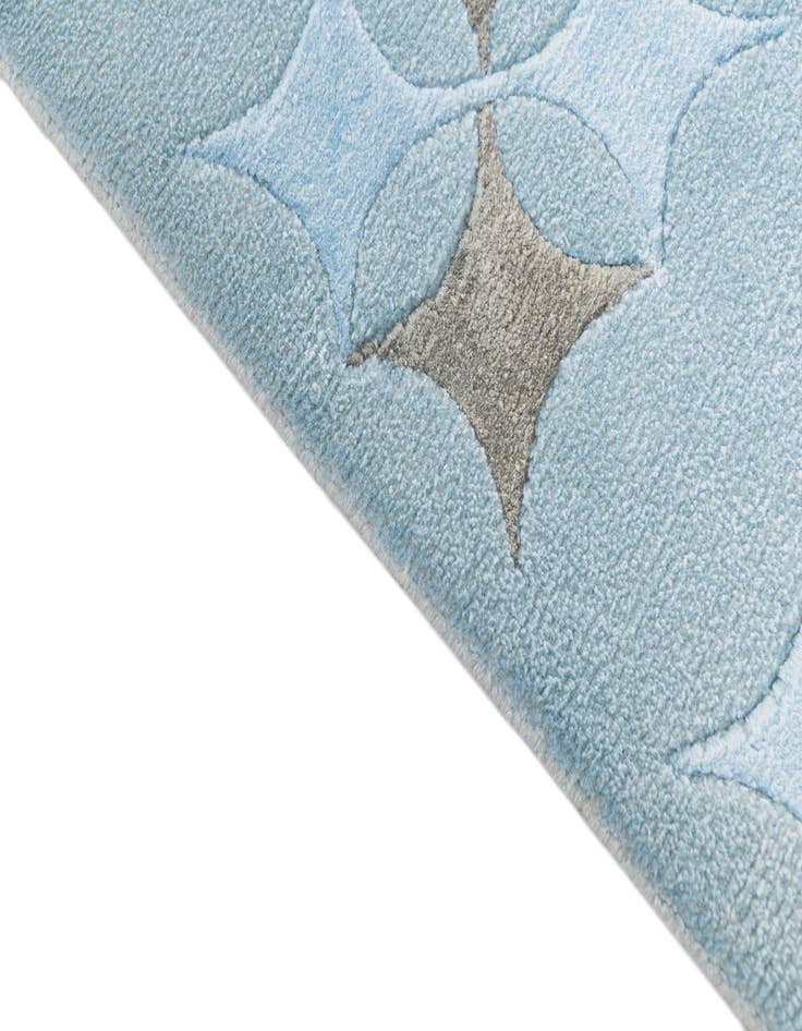 Detail image of  2' 11 x 4' 11  Hand Knotted Darya Wool Rug