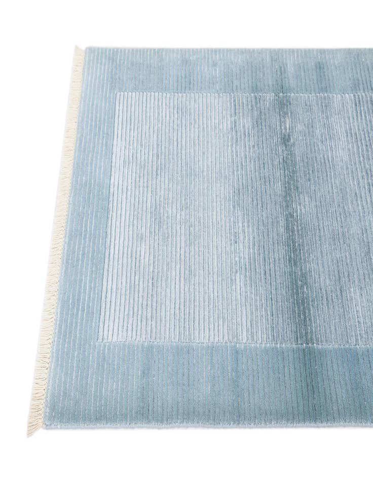 Detail image of  2' 7 x 5'  Hand Knotted Darya Wool Rug