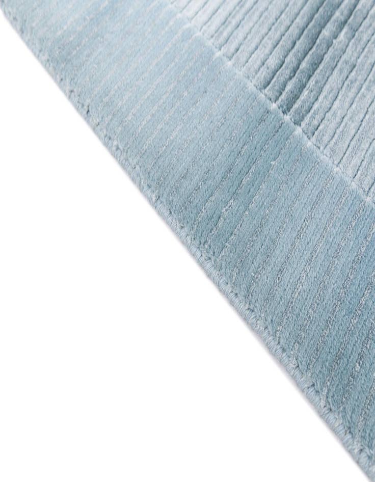 Detail image of  2' 7 x 5'  Hand Knotted Darya Wool Rug