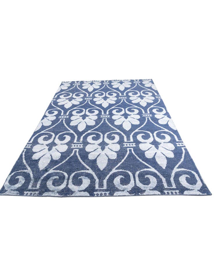 Detail image of  7' 4 x 9' 8  Hand Knotted Darya Rug