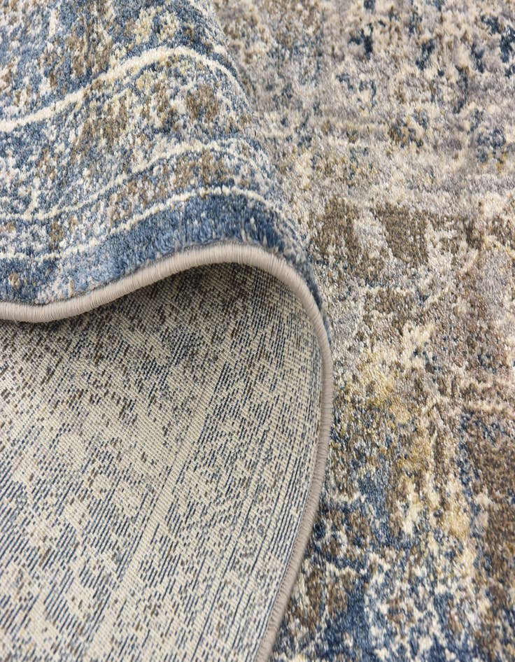 Detail image of  5' x 7' 6 Eliza Rug