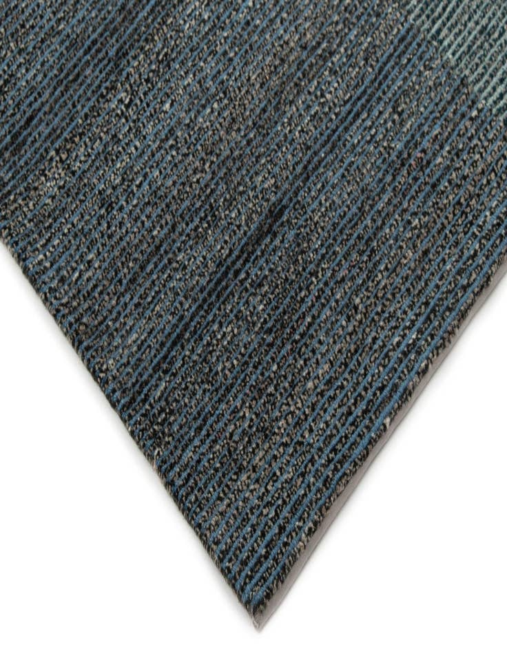 Detail image of  6' 8 x 9' 11  Hand Knotted Farona Wool Rug