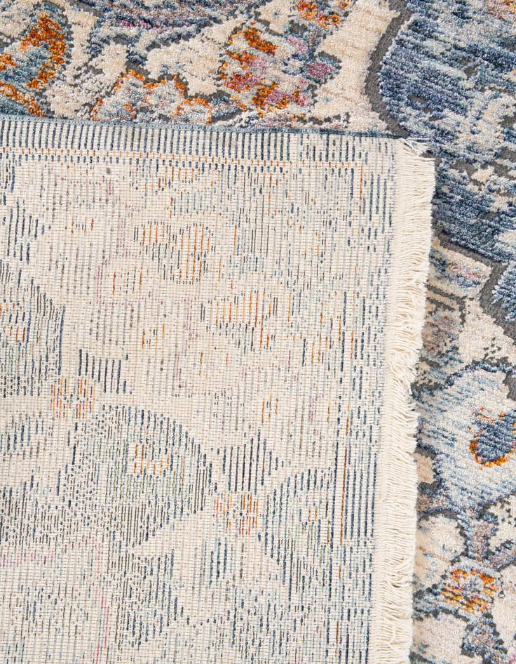 Detail image of  5' 3 x 7' 5 Fleur Rug