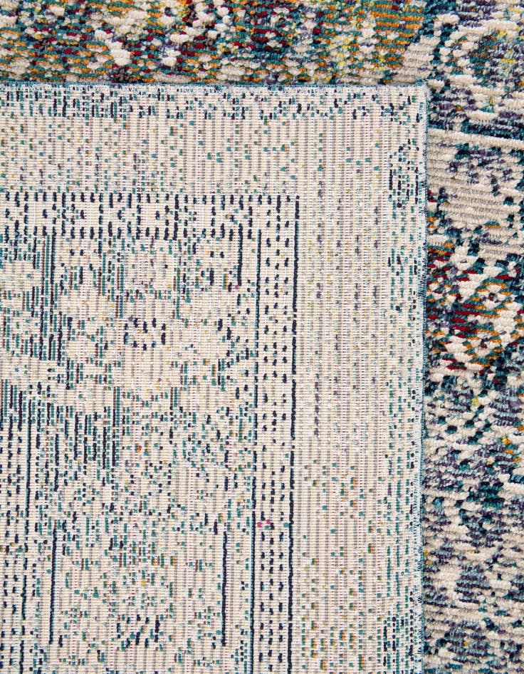 Detail image of  5' 3 x 7' 3 Fleur Rug